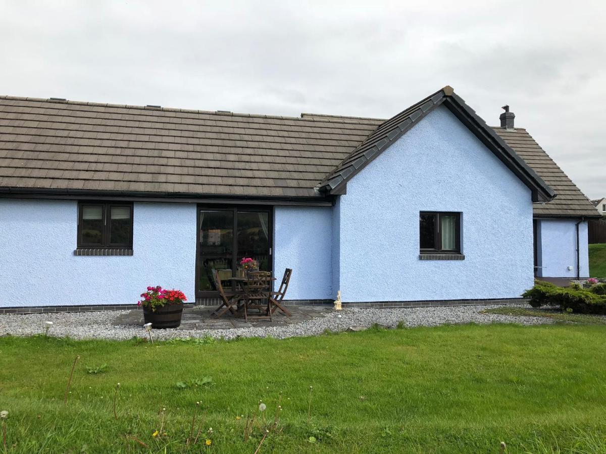 Lindas Retreats Self Catering Accommodation 1 Bedroom Cottage Or 3 Bedroom House Tomintoul Exterior photo