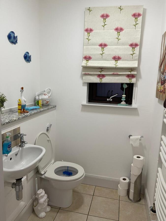 Lindas Retreats Self Catering Accommodation 1 Bedroom Cottage Or 3 Bedroom House Tomintoul Exterior photo