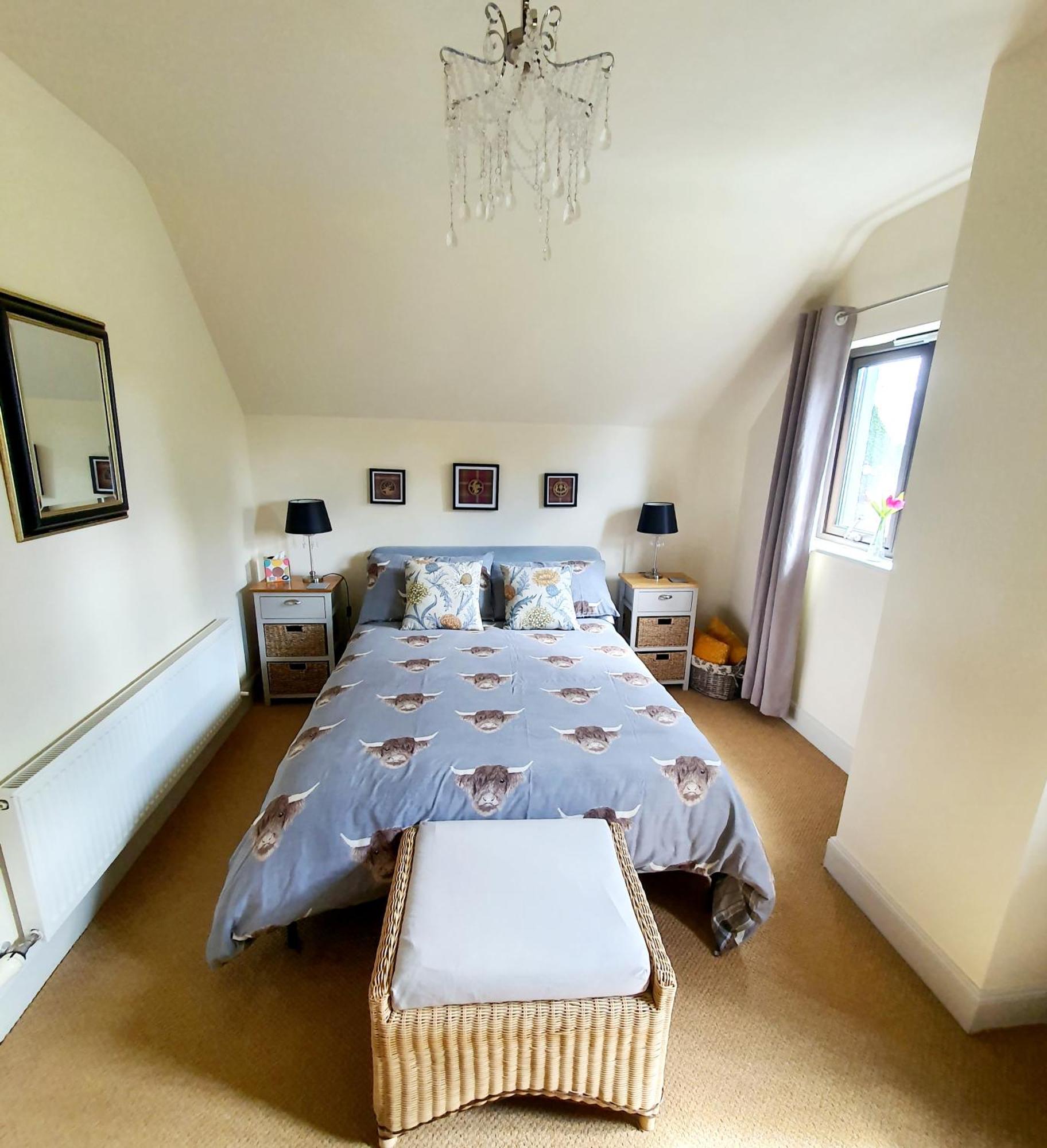 Lindas Retreats Self Catering Accommodation 1 Bedroom Cottage Or 3 Bedroom House Tomintoul Exterior photo