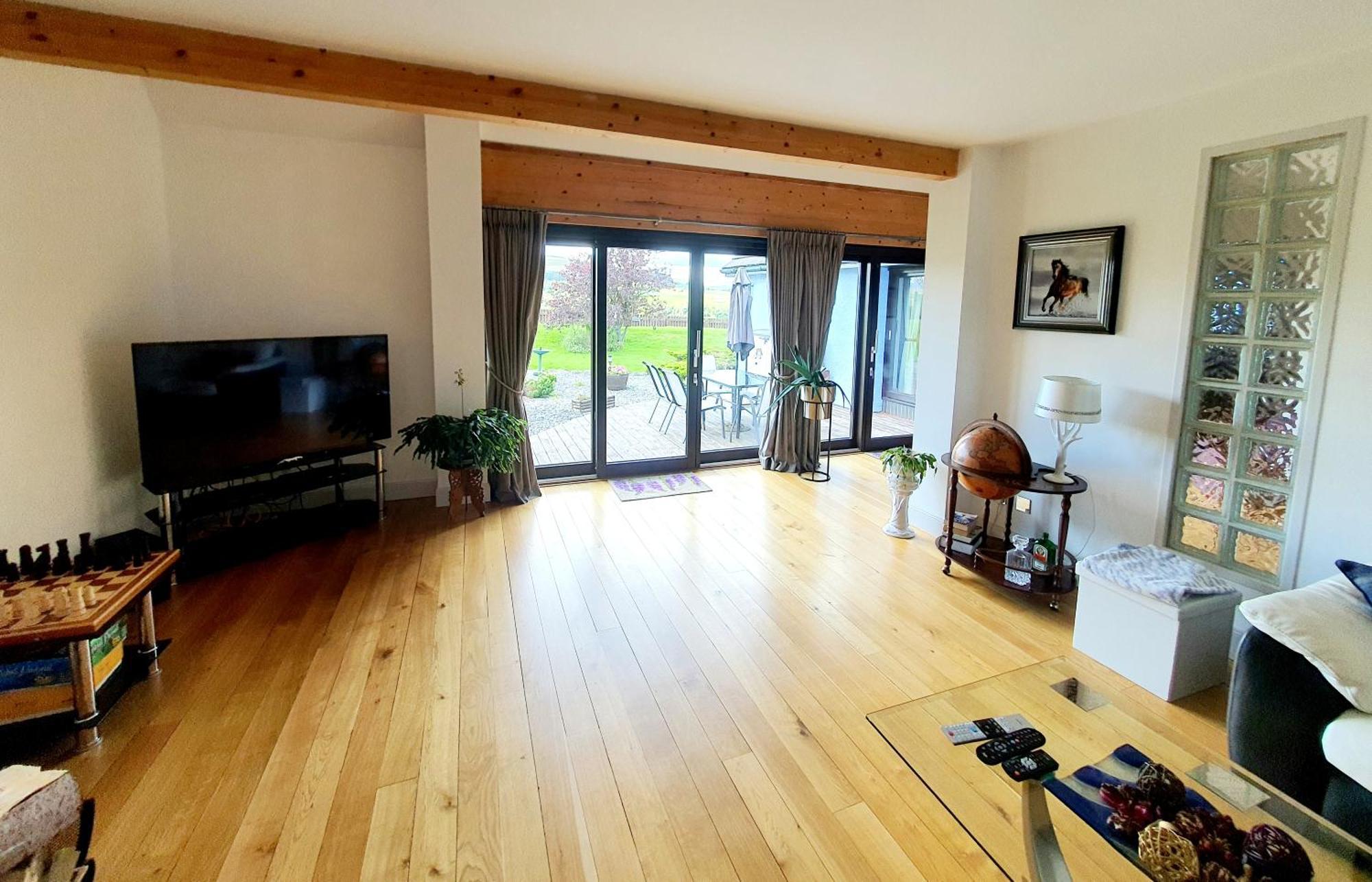 Lindas Retreats Self Catering Accommodation 1 Bedroom Cottage Or 3 Bedroom House Tomintoul Exterior photo