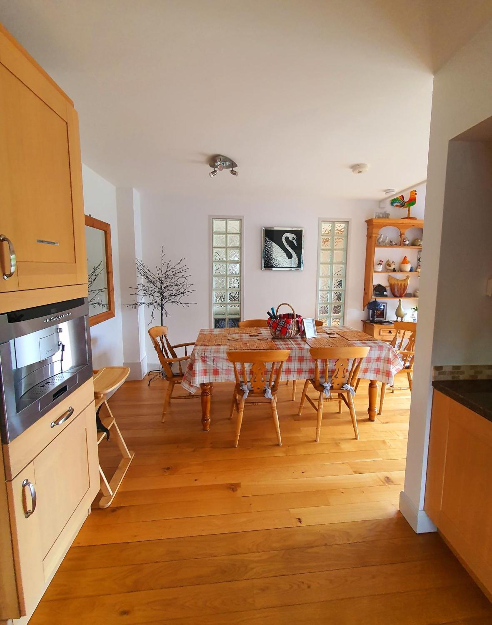Lindas Retreats Self Catering Accommodation 1 Bedroom Cottage Or 3 Bedroom House Tomintoul Exterior photo